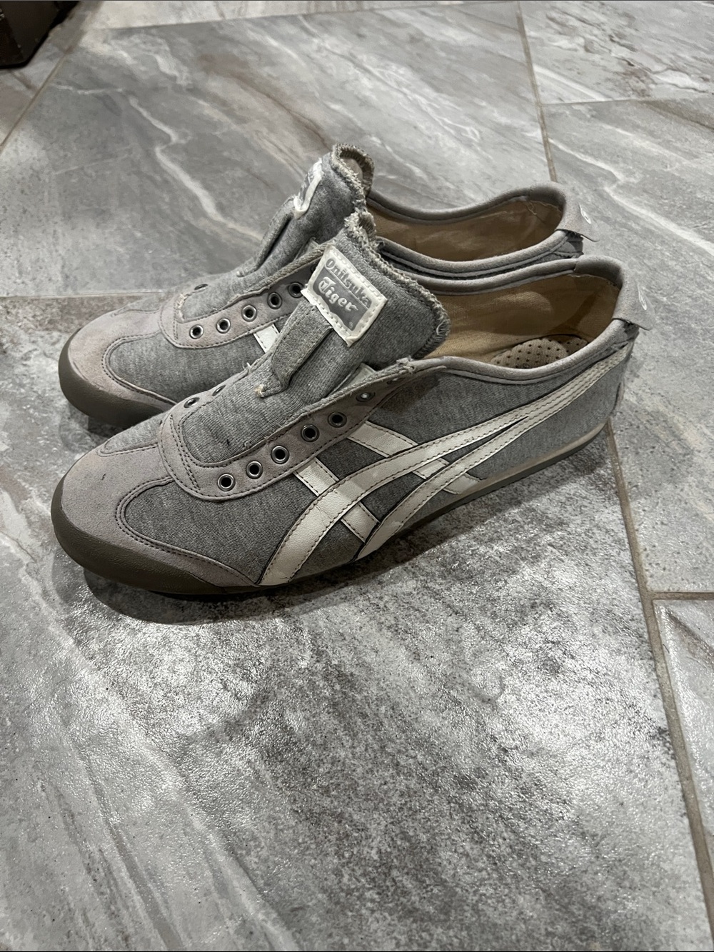 Onitsuka Tiger by Asics Men's Grey Canvas & White Stripe Mexico 66 Sneakers